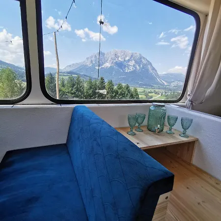 Tiny House Feeling Mit Weitblick Деревянный коттедж Ирднинг